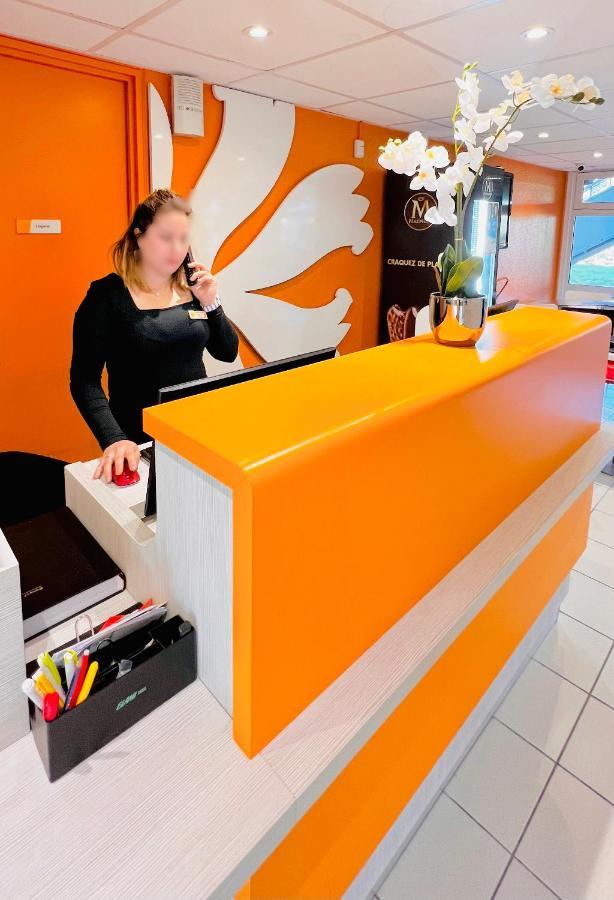 Premiere Classe St Quentin En Yvelines Elancourt Trappes Εξωτερικό φωτογραφία