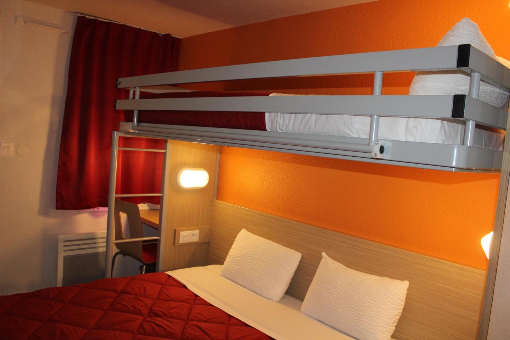 Premiere Classe St Quentin En Yvelines Elancourt Trappes Εξωτερικό φωτογραφία