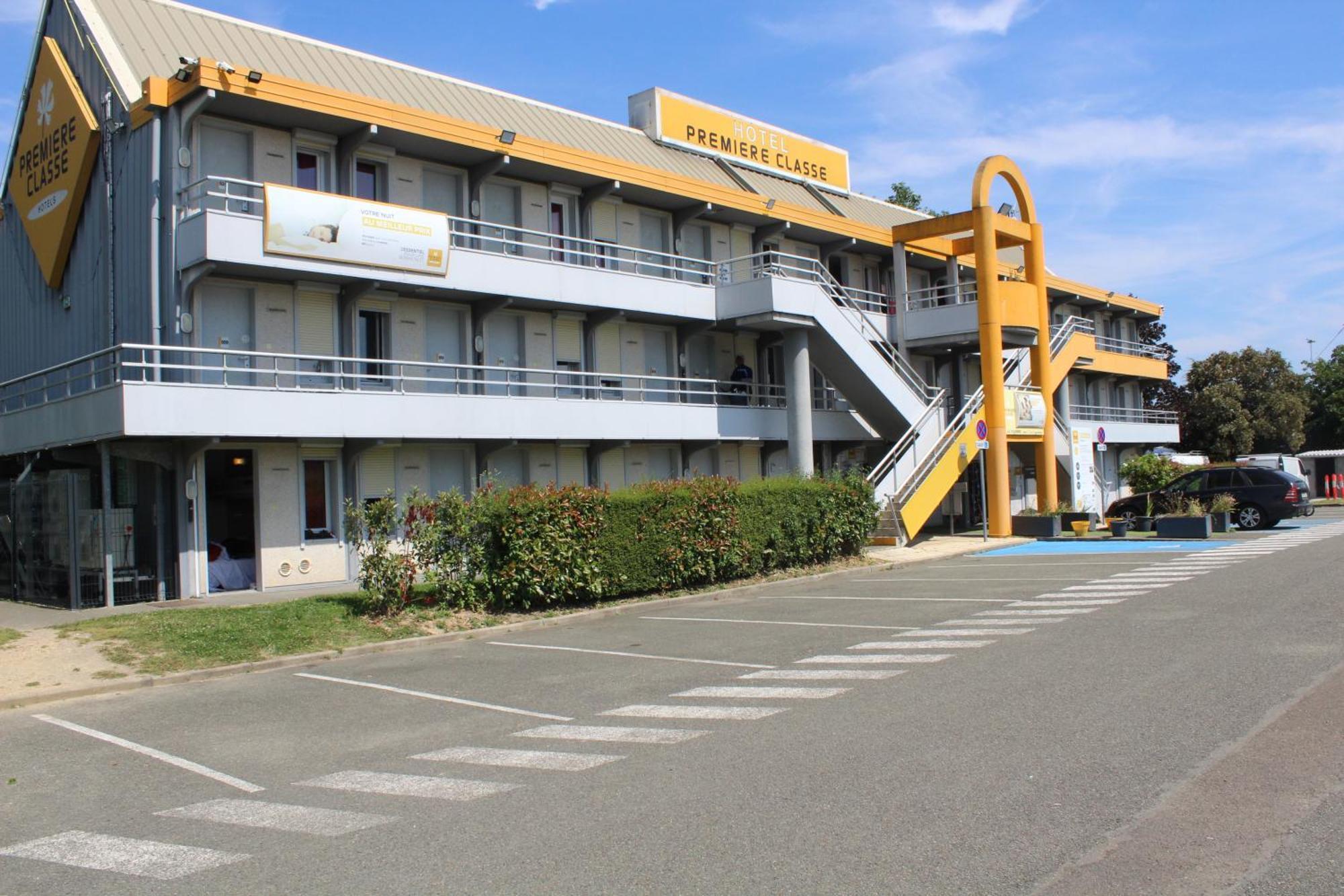 Premiere Classe St Quentin En Yvelines Elancourt Trappes Εξωτερικό φωτογραφία