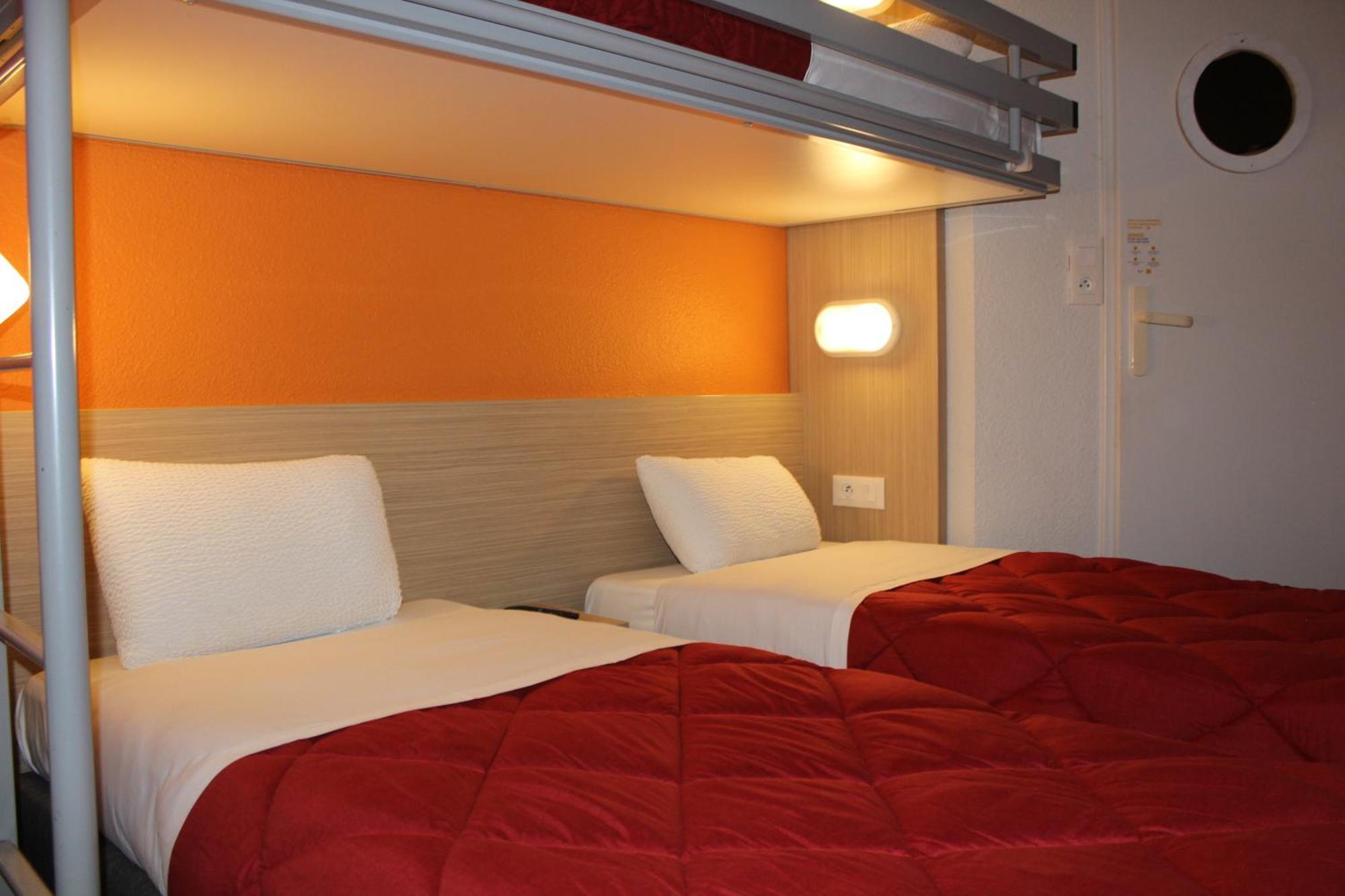 Premiere Classe St Quentin En Yvelines Elancourt Trappes Εξωτερικό φωτογραφία