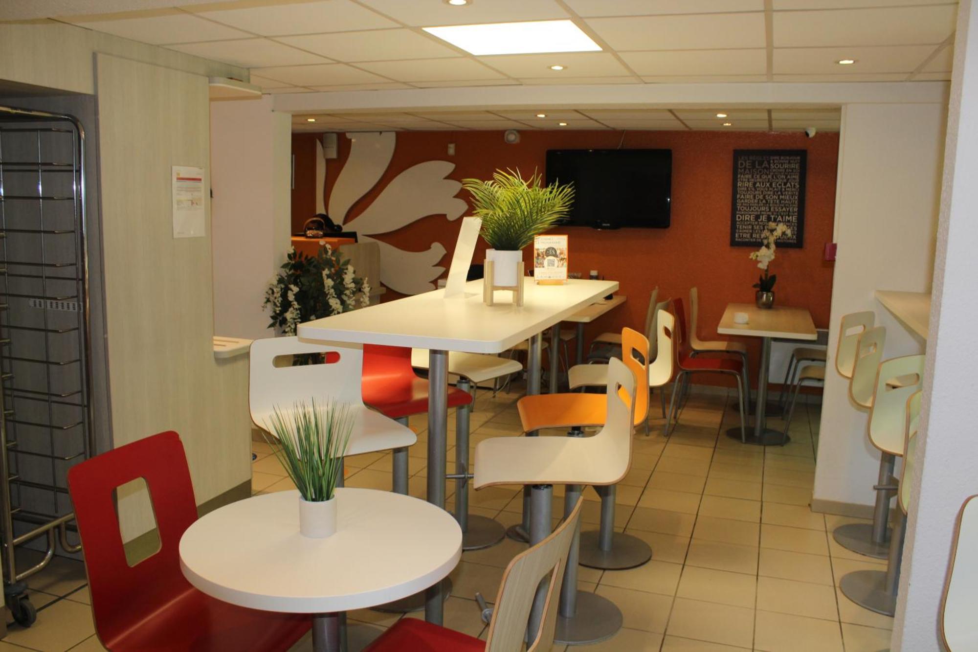 Premiere Classe St Quentin En Yvelines Elancourt Trappes Εξωτερικό φωτογραφία