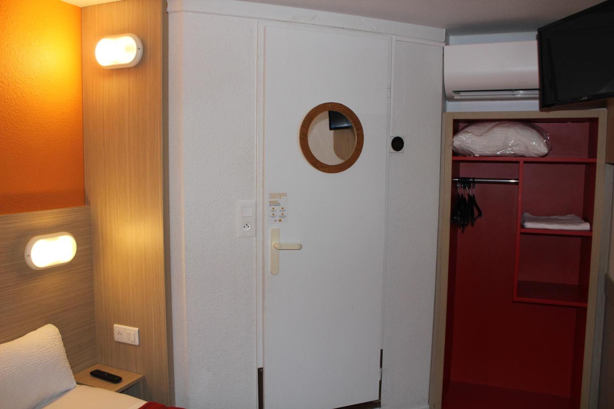 Premiere Classe St Quentin En Yvelines Elancourt Trappes Εξωτερικό φωτογραφία
