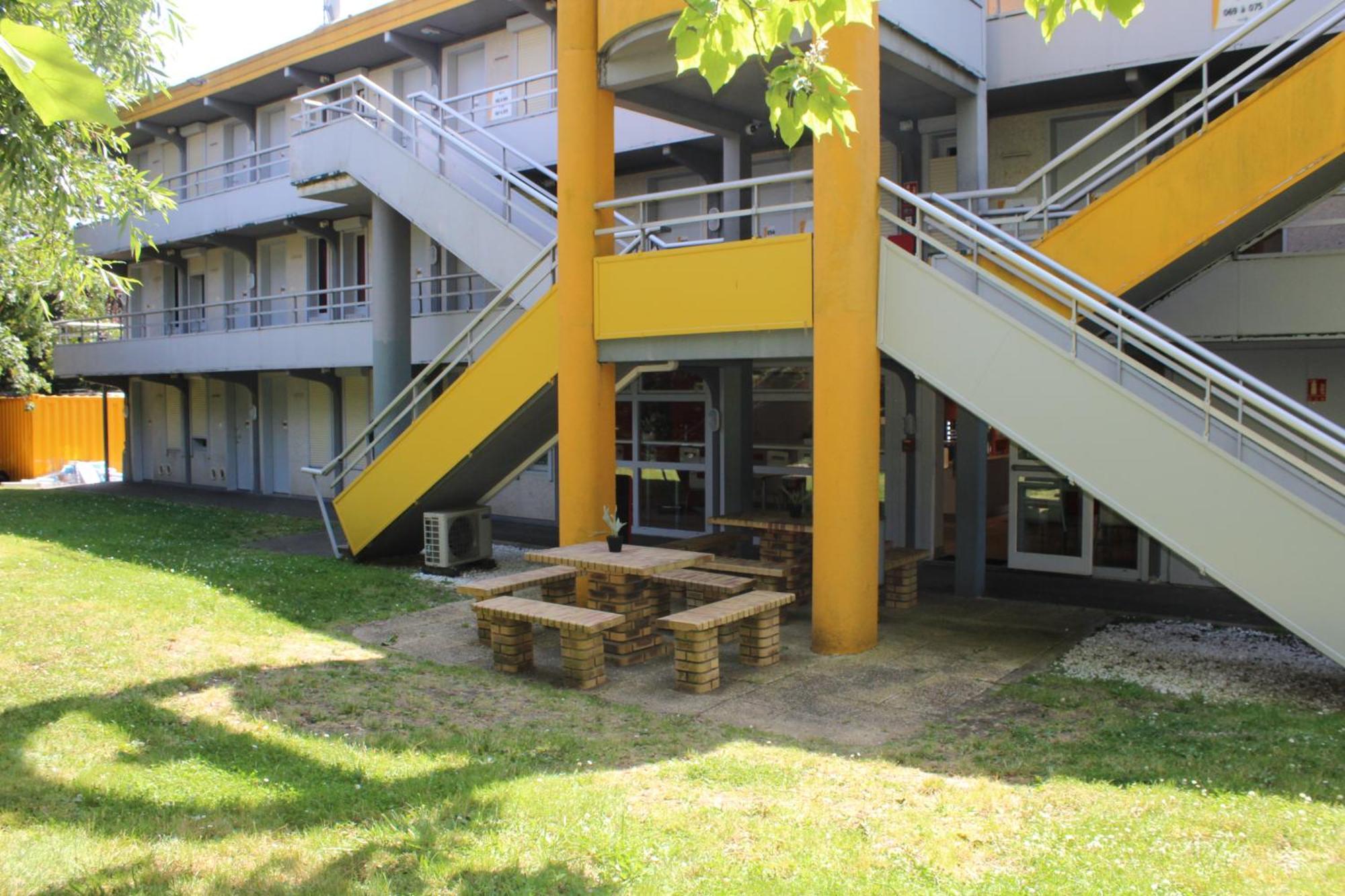 Premiere Classe St Quentin En Yvelines Elancourt Trappes Εξωτερικό φωτογραφία